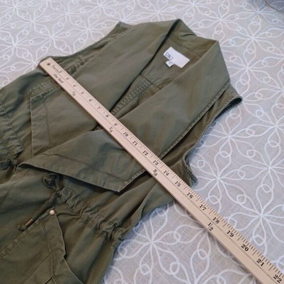 DR2 by Daniel Rainn Utility Army Green Vest - Picture 7 of 9